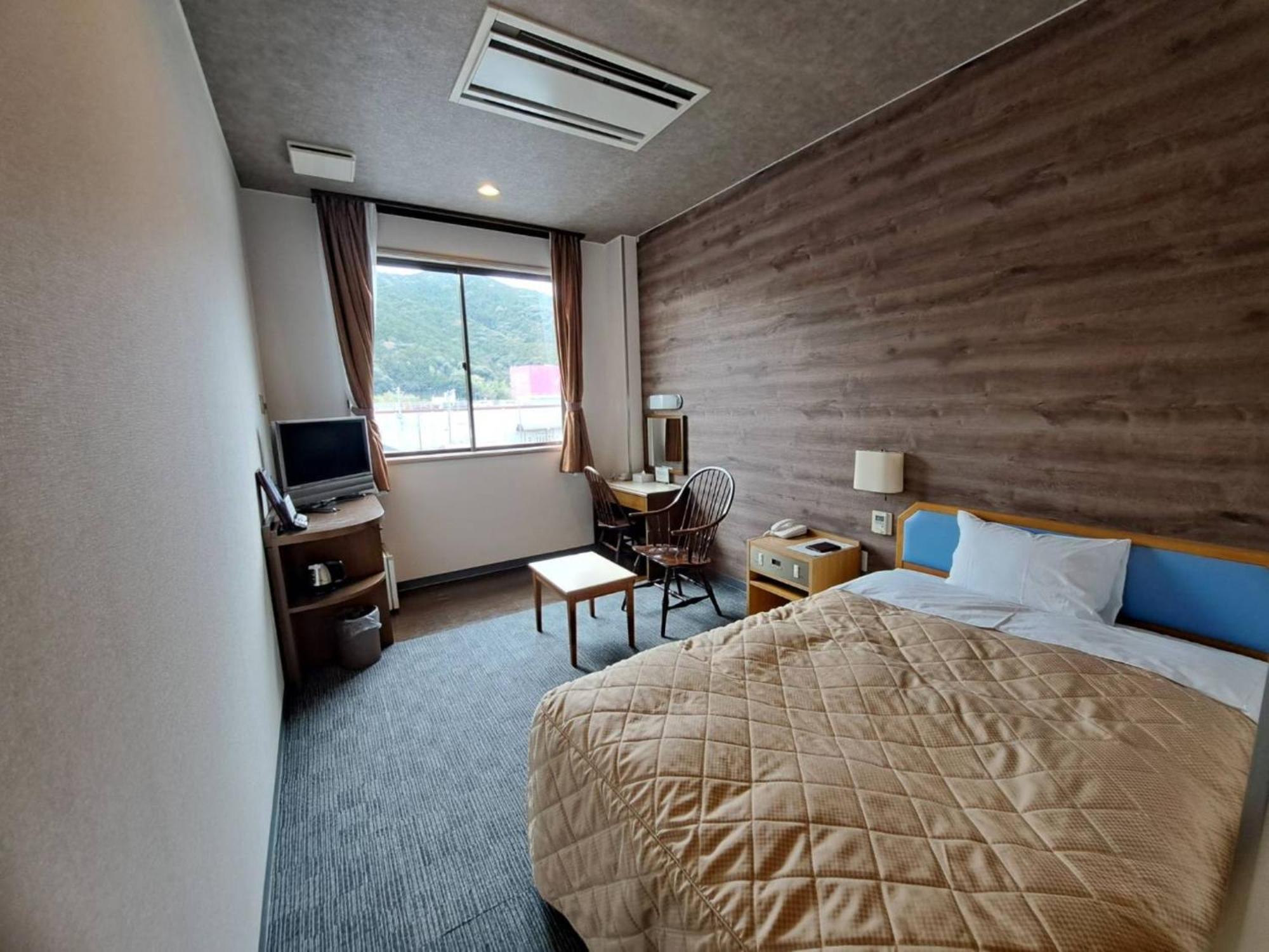 Business Hotel Kawakami Kumano Bagian luar foto