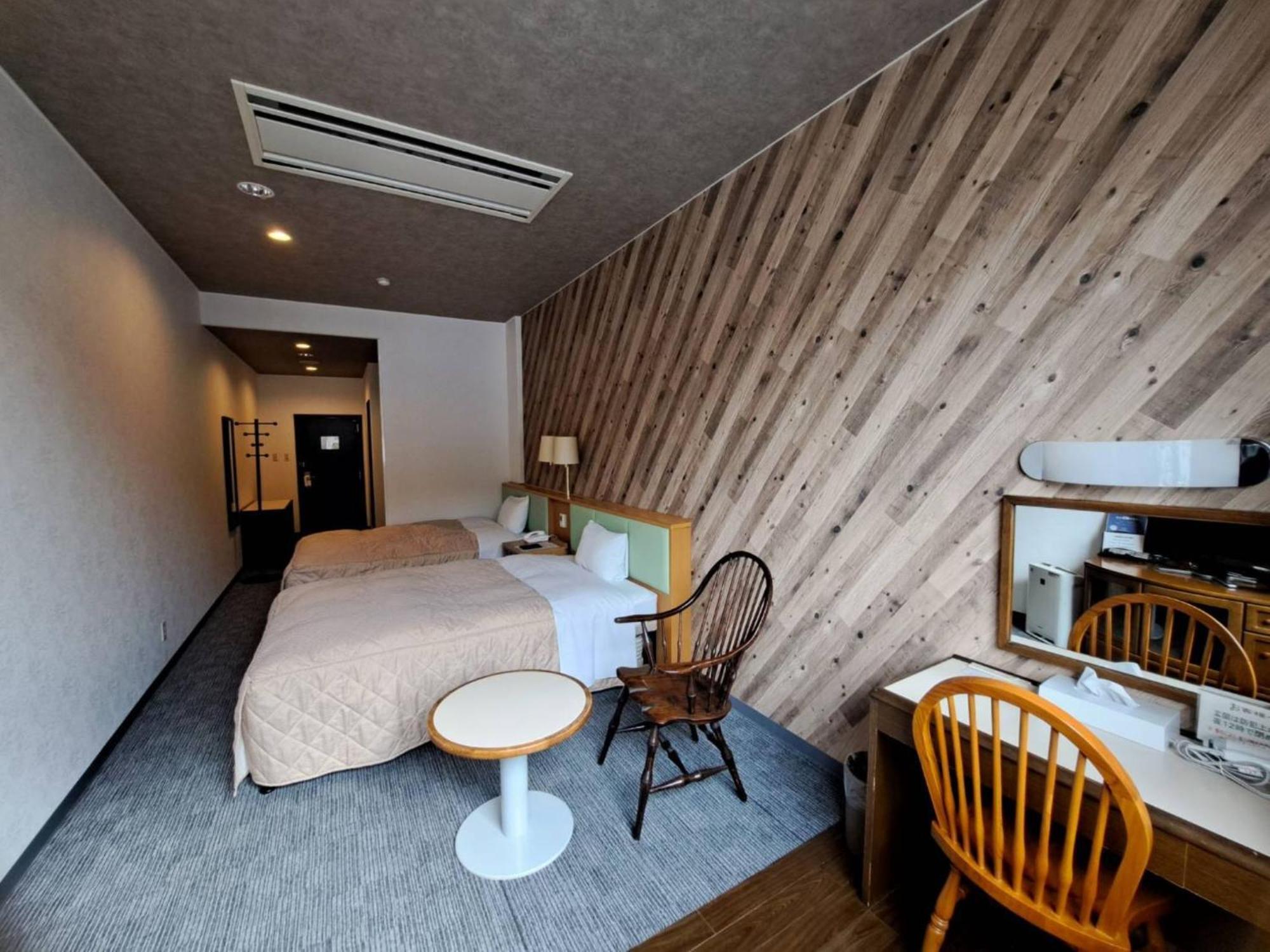 Business Hotel Kawakami Kumano Bagian luar foto